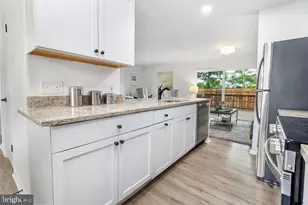 1214 Barnaby Terrace SE, Washington, DC 20032 - Photo 7