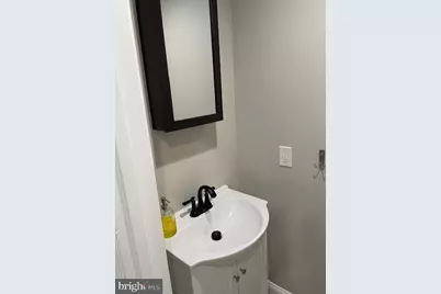 906 I Street SE #2, Washington, DC 20003 - Photo 11