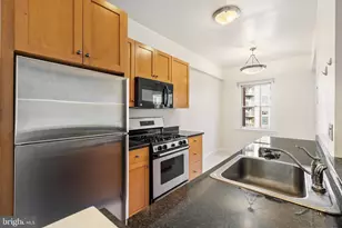 3901 Connecticut Ave NW, Washington, DC 20008 - Photo 5