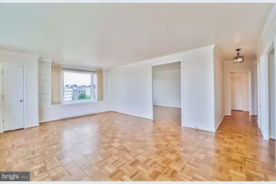 2475 Virginia Avenue NW #930, Washington, DC 20037 - Photo 3