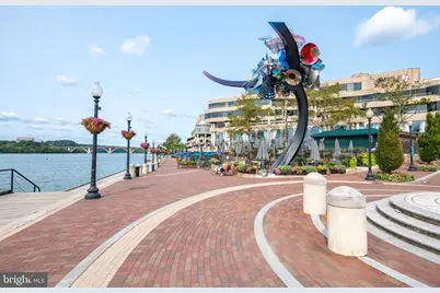 2475 Virginia Avenue NW #930, Washington, DC 20037 - Photo 39