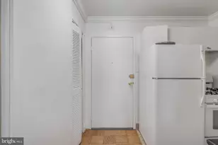 922 24th St NW, Washington, DC 20037 - Photo 5