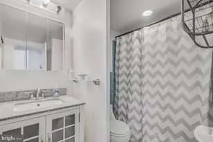 922 24th St NW, Washington, DC 20037 - Photo 7