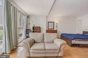 922 24th St NW, Washington, DC 20037 - Photo 15