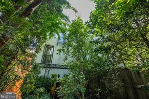 1423 34th St NW, Washington, DC 20007 - Photo 29