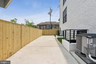 636 Edgewood St NE, Washington, DC 20017 - Photo 17