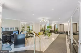 1239 Vermont Ave NW, Washington, DC 20005 - Photo 3