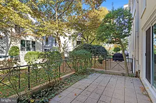 42 G St SW, Washington, DC 20024 - Photo 31