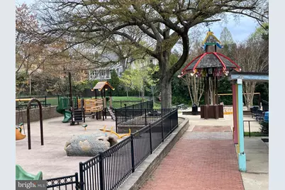 2905 Newark Street NW, Washington, DC 20008 - Photo 45