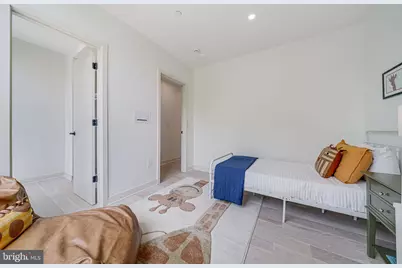 2905 Newark Street NW, Washington, DC 20008 - Photo 17