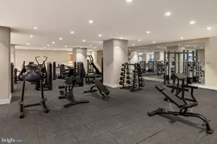 300 12th St SW, Washington, DC 20024 - Photo 15