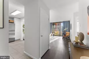 2141 P St NW, Washington, DC 20037 - Photo 5