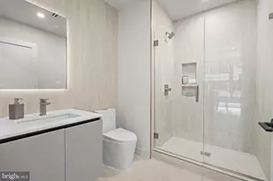 2121 Ward Pl NW, Washington, DC 20037 - Photo 13