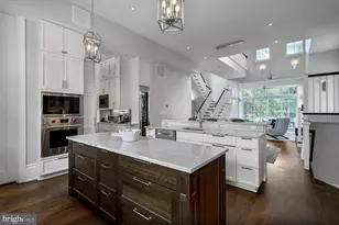 4964 Eskridge Terrace NW, Washington, DC 20016 - Photo 9