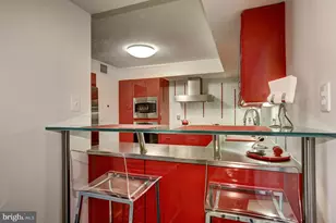1015 33rd St NW, Washington, DC 20007 - Photo 5