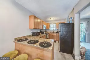 1142 Barnaby Terrace SE, Washington, DC 20032 - Photo 5