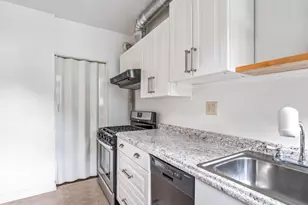 4348 Ellicott St NW, Washington, DC 20016 - Photo 9