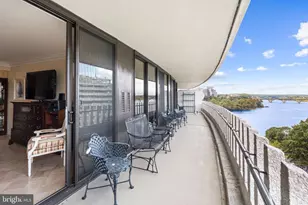 700 New Hampshire Ave NW, Washington, DC 20037 - Photo 13