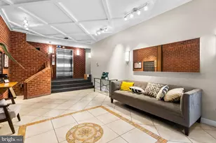 1318 22nd St NW, Washington, DC 20037 - Photo 5