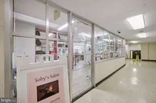 4201 Cathedral Ave NW, Washington, DC 20016 - Photo 15