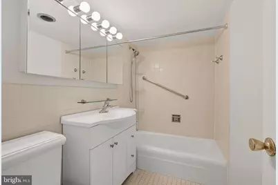 1317 4th Street SW, Washington, DC 20024 - Photo 25