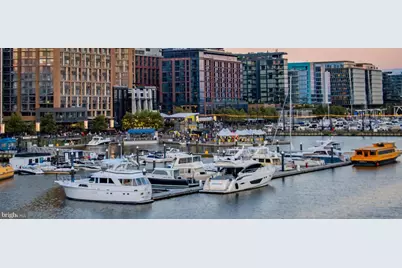 1317 4th Street SW, Washington, DC 20024 - Photo 65