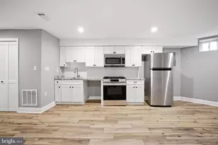 538 13th St SE, Washington, DC 20003 - Photo 35