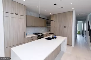 1321 Monroe St NW, Washington, DC 20010 - Photo 9