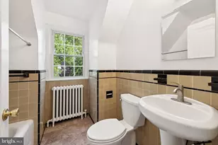 1350 Somerset Pl NW, Washington, DC 20011 - Photo 21