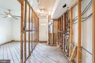 1280 16th St NE, Washington, DC 20002 - Photo 27