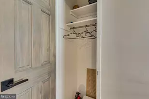 1545 18th St NW, Washington, DC 20036 - Photo 31