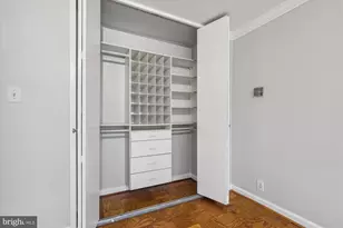 4201 Cathedral Ave NW, Washington, DC 20016 - Photo 21