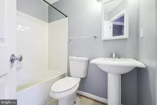 610 Irving St NW, Washington, DC 20010 - Photo 13