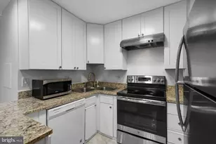 1828 California St NW, Washington, DC 20009 - Photo 5