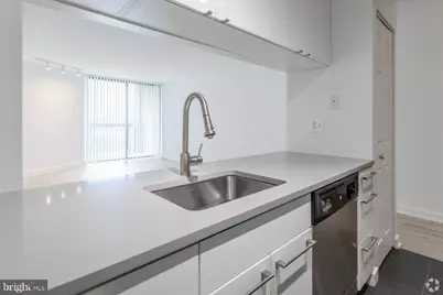 601 24th Street NW #301, Washington, DC 20037 - Photo 5