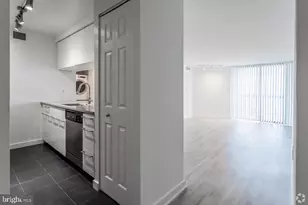 601 24th St NW, Washington, DC 20037 - Photo 7