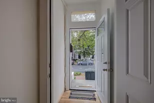 1528 E St SE, Washington, DC 20003 - Photo 5