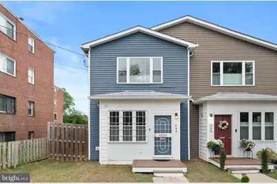 948 Division Avenue NE, Washington, DC 20019 - Photo 1