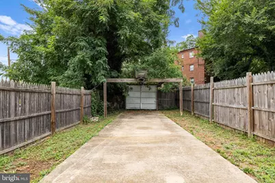 1724 W Street SE, Washington, DC 20020 - Photo 31