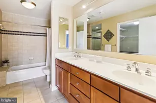 400 Massachusetts Ave NW, Washington, DC 20001 - Photo 23