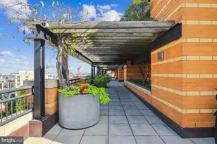 400 Massachusetts Ave NW, Washington, DC 20001 - Photo 39