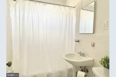 7527 8th Street NW, Washington, DC 20012 - Photo 23