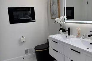 607 K St NE, Washington, DC 20002 - Photo 35