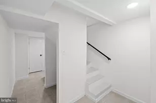 1628 44th St NW, Washington, DC 20007 - Photo 27