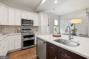 1019 10th St NE, Washington, DC 20002 - Photo 19