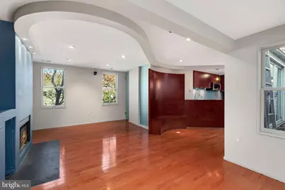 721 D Street NE, Washington, DC 20002 - Photo 3