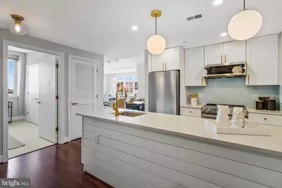 150 V Street NW #V402, Washington, DC 20001 - Photo 3