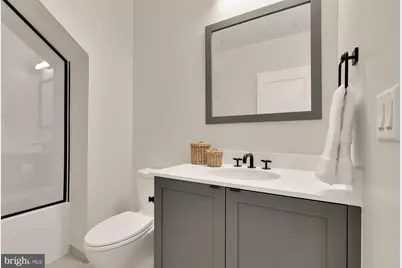 1311 D Street SE, Washington, DC 20003 - Photo 45