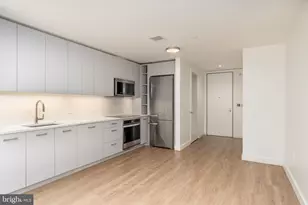 1630 Columbia Rd NW, Washington, DC 20009 - Photo 3