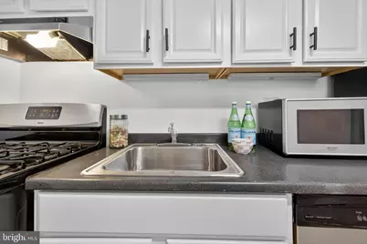 1514 17th Street NW #B6, Washington, DC 20036 - Photo 3